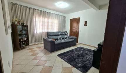 Casa Residencial de 3 dorms no bairro Tapera da Base