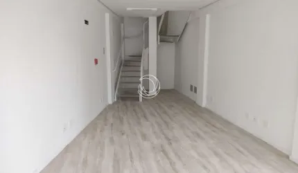 Loja de 48.5m² no bairro Córrego Grande