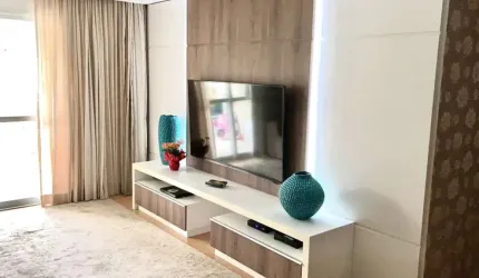 Apartamento de 4 dorms no bairro Cacupé