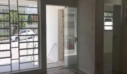 Casa Residencial de 178.56m² no bairro Centro