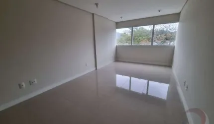 Sala Comercial de 26.8m² no bairro Itacorubi