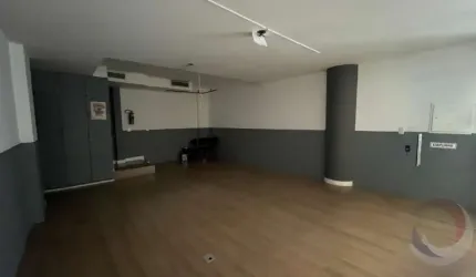 Loja de 91.63m² no bairro Centro