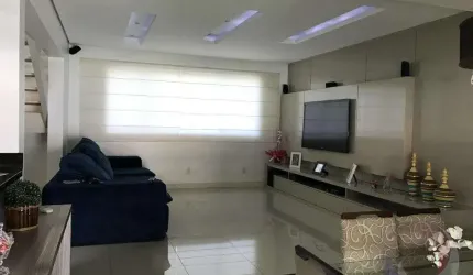 Casa Residencial de 4 dorms no bairro Abraão