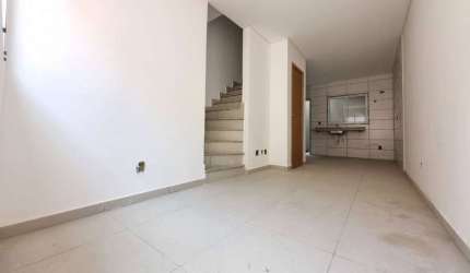 OPORTUNIDADE - CASA NO BOQUEIRÃO - EM CONDOMINIO - NOVA