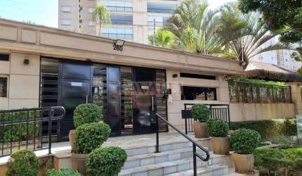 Maravilhoso apartamento alto padrão! Localização nobre, arborizada.