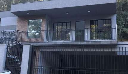 Casa com 4 quartos à venda na Rua Jorge Wanderlei Silva, 10, Parque Residencial Itaguaçu, Atibaia, 185 m2 por R$ 1.300.000