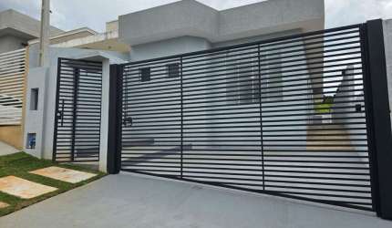 Casa com 3 quartos à venda na Rua Yukio Sakata, 342, Jardim Santa Fé, Bom Jesus dos Perdões, 140 m2 por R$ 690.000