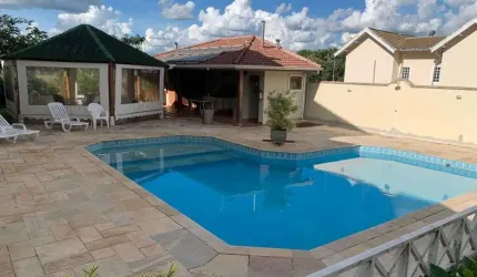 Casa com 4 quartos à venda na Rua Pompeu Vairo, 423, Vila Helena, Atibaia, 260 m2 por R$ 2.000.000