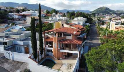 Casa com 3 quartos à venda na Rua Violeta, 11, Jardim das Flores, Atibaia, 377 m2 por R$ 1.150.000