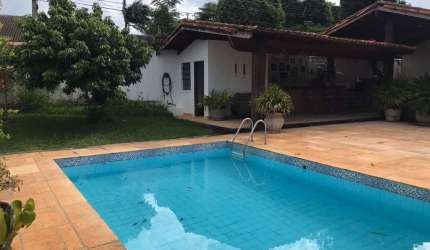 Casa com 3 quartos à venda na Praça Gardênia, 1, Vila Gardênia, Atibaia, 500 m2 por R$ 2.700.000