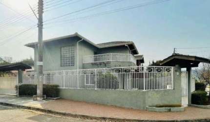 Casa com 3 quartos para alugar na Avenida das Camélias, Jardim dos Pinheiros, Atibaia, 138 m2 por R$ 5.000