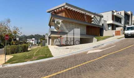 Casa em condomínio fechado com 4 quartos à venda na Rua Luberon, 31, Tamboré, Santana de Parnaíba por R$ 14.850.000