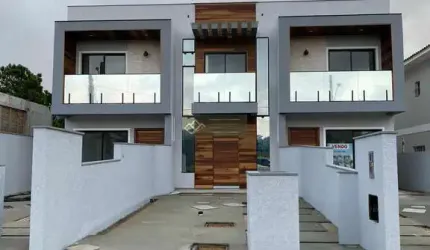 Casa à venda no bairro São João do Rio Vermelho - Florianópolis/SC