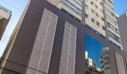 Cobertura Duplex no edifício Porto di Bari com piscina privativa