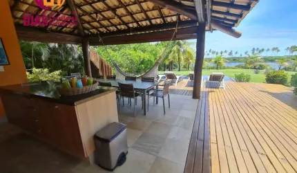 Vendo linda Casa  no complexo de sauípe de porteira fechada mobiliada e decorada com 1.612m2 , 4 suítes completas, sendo 01 térrea, nascente  com vista mar e lagoa em Condomínio com total no complexo 