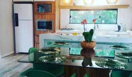 Vendo Lindo Sítio  com 1.200m2 total com casa térrea  nova  com piscina, espaço  gourmet  e muita área  verde para ampliação e cultivo de frutos, todas bancadas e materiais utilizados  linha A de prim