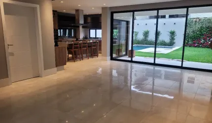 Magnifica residência Condomínio Fazenda Montenegro