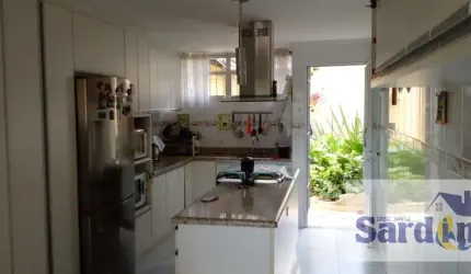 Casa de luxo em Jardim Guedala - SP: 600m², 4 dormitórios, 1 suíte, 7 banheiros. Venda por R$ 2.800.000 e locação por R$ 15.000.