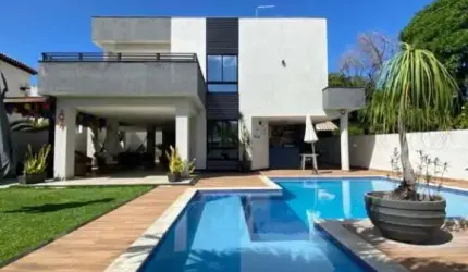 Casa com 5 suítes à venda, 500 m² por R$ 2.700.000,00 - Guarajuba - Camaçari/BA