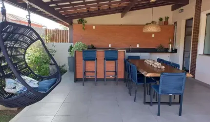 Village maravilhoso á venda, 3 suítes. Condomínio Bellvedere Ville. Pé na Areia em Itacimirim.