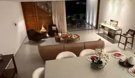 Casa  à Venda no Renomado Condomínio Alphaville 2 Salvador