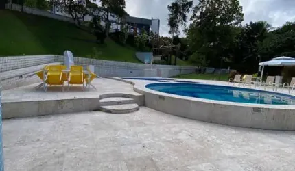 Casa à Venda no Renomado Condomínio Parque Encontro das Águas-Lauro de Freitas