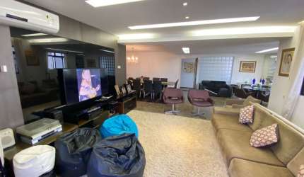 APARTAMENTO NA ALDEOTA COM TRÊS SUÍTES.