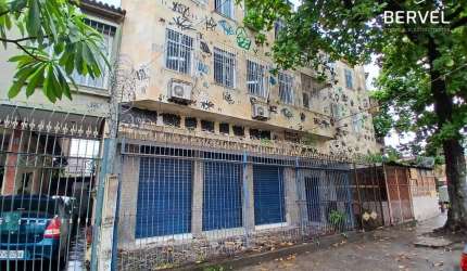 Ponto comercial com 1 sala à venda na General Gustavo Cordeiro de Farias, 123, Benfica, Rio de Janeiro por R$ 110.000
