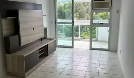 Apartamento com 3 quartos para alugar na Avenida Salvador Allende, 5400, Recreio dos Bandeirantes, Rio de Janeiro por R$ 2.650