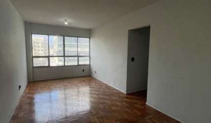 Apartamento com 3 quartos para alugar na Rua Visconde de Tocantins, 43, Méier, Rio de Janeiro por R$ 750
