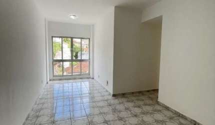 Apartamento com 3 quartos para alugar na Rua Dias da Cruz, 660, Méier, Rio de Janeiro por R$ 1.600