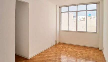 Apartamento com 2 quartos para alugar na Rua Andrade Pertence, 19, Catete, Rio de Janeiro por R$ 3.000