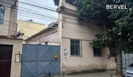 Casa com 2 quartos para alugar na Visconde de Jequitinhonha, 26, Rio Comprido, Rio de Janeiro por R$ 1.500