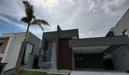 CASA COM 3 SUÍTES NO RESIDENCIAL PECAN COM 172M² - ITUPEVA-SP