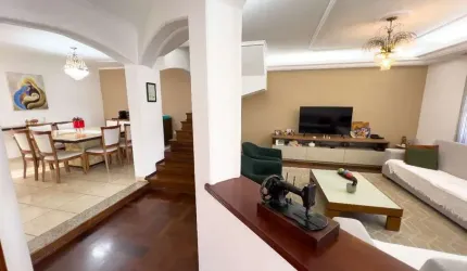 CASA À VENDA COM PISCINA E ESPAÇO GOURMET, JARDIM MARCOS LEITE, JUNDIAÍ-SP!