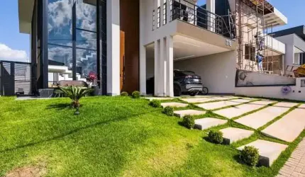 CASA À VENDA COM 3 SUÍTES - BAIRRO CORRUPIRA - JUNDIAÍ, SP!