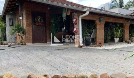 Casa com 3 dormitórios à venda no bairro Imigrantes em Timbó/SC.