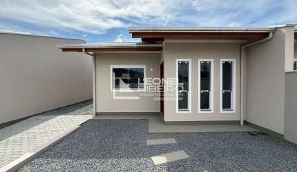 Casa com 2 dormitórios à venda, 58,83 m² no bairro Divinéia em Rio dos Cedros-SC