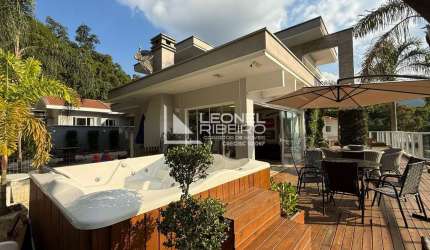 Casa Alto Padrão com 3 dormitórios à venda, 217,54 m² no bairro Padre Martinho Stein em Timbó/SC