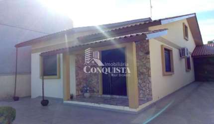 Casa com 3 quartos à venda na Rua Agnaldo Luís Boeira, 1094, Santo Antônio, Caxias do Sul por R$ 750.000