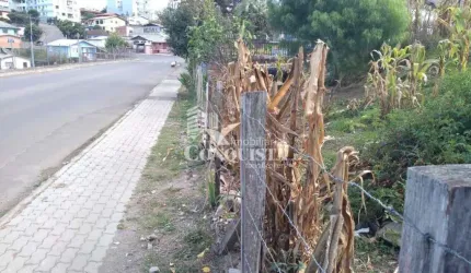 Terreno à venda na Rua Treze de Junho, 450, São Cristóvão, Caxias do Sul por R$ 1.300.000
