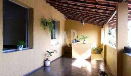 Casa à venda, 5 quartos, 1 suíte, 3 vagas, Nova Suíssa - Belo Horizonte/MG