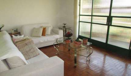 Casa à venda, 3 quartos, 2 vagas, Sagrada Família - Belo Horizonte/MG