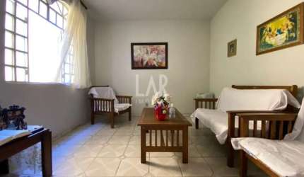 Casa à venda, 5 quartos, 2 suítes, 2 vagas, Castelo - Belo Horizonte/MG