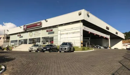 Loja à venda, 4 vagas, Vila São Vicente (Colônia do Marçal) - São João Del Rei/MG