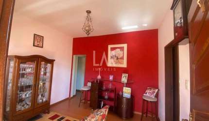 Casa 03 Quartos e 03 Edículas Independentes Alugadas à Venda Santa Efigênia
