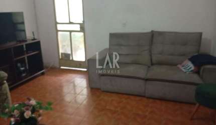 Casa à venda, 5 quartos, 1 suíte, 1 vaga, Sagrada Família - Belo Horizonte/MG