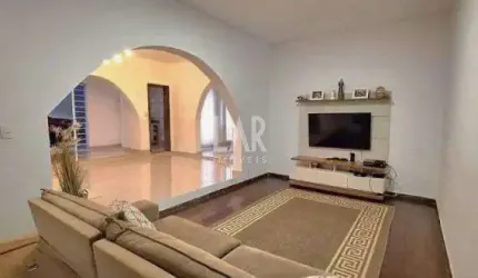 Casa à venda, 3 quartos, 1 suíte, 2 vagas, Sagrada Família - Belo Horizonte/MG