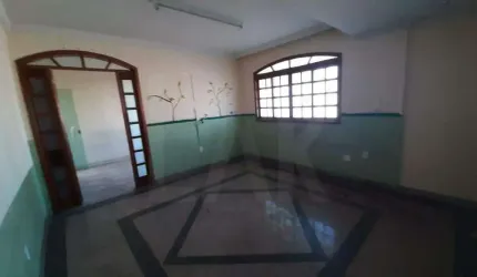 Casa Comercial à venda, 8 quartos, 2 vagas, São Paulo - Belo Horizonte/MG