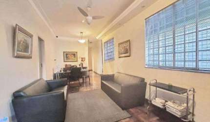 Casa Comercial para aluguel, 3 quartos, 1 vaga, Funcionários - Belo Horizonte/MG